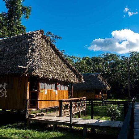 Green Forest Ecolodge Puerto Montufar 외부 사진