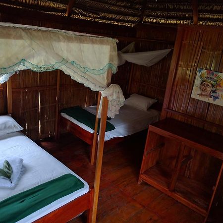 Green Forest Ecolodge Puerto Montufar 외부 사진