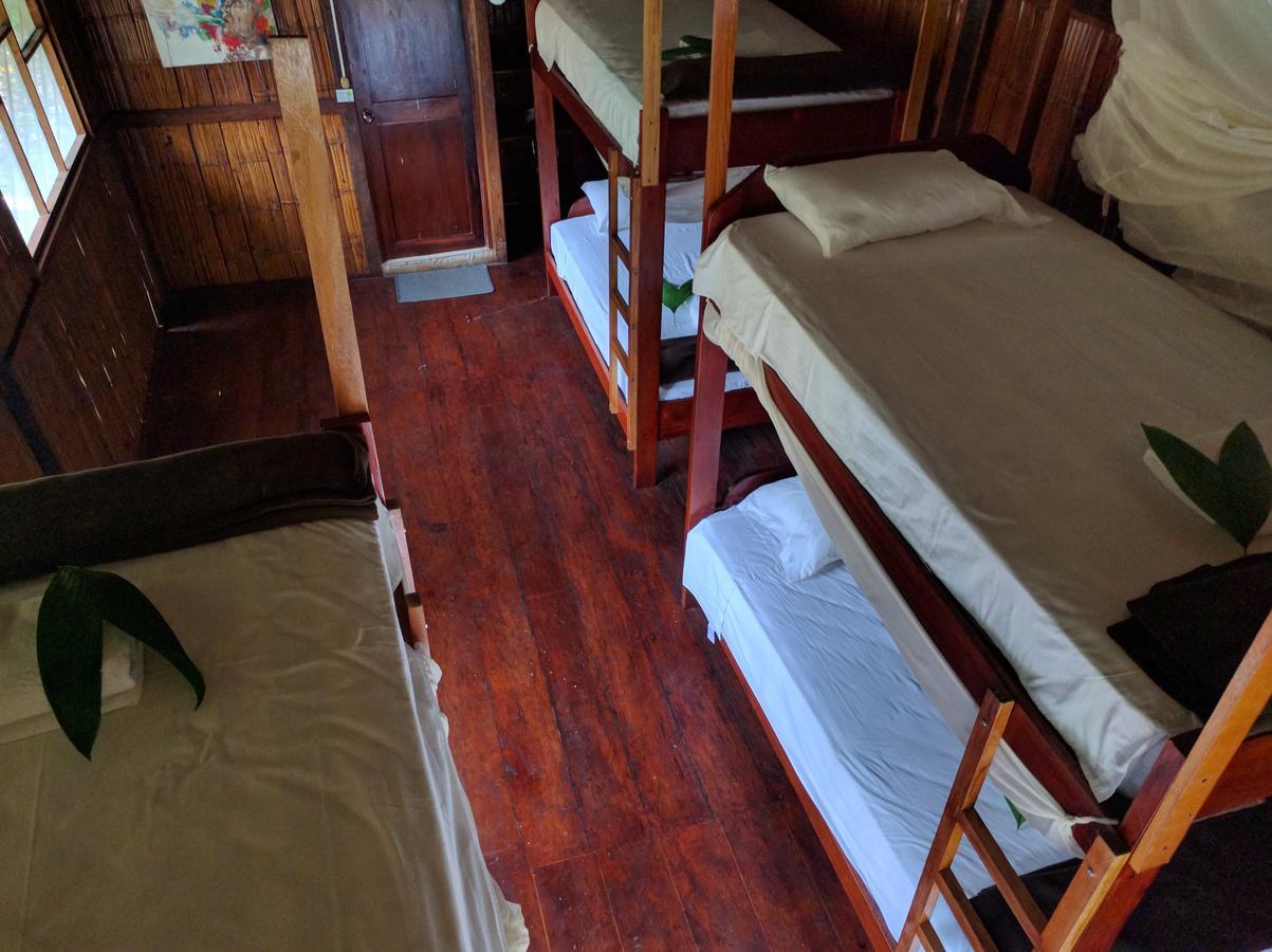 Green Forest Ecolodge Puerto Montufar 외부 사진
