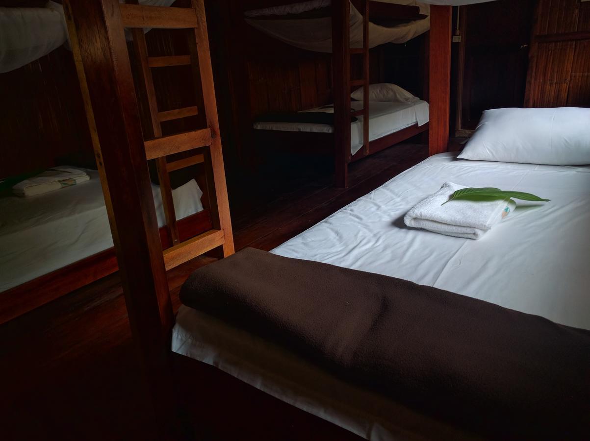 Green Forest Ecolodge Puerto Montufar 외부 사진