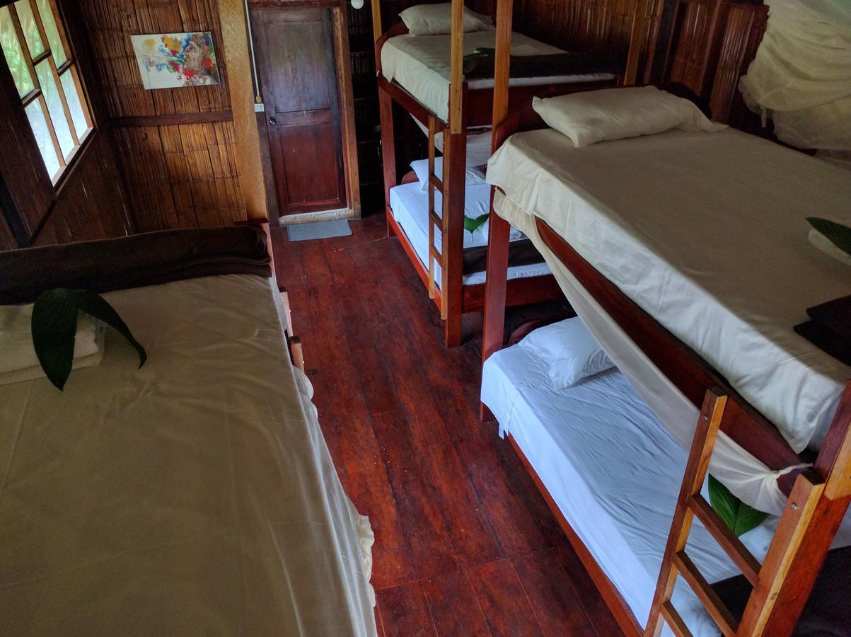Green Forest Ecolodge Puerto Montufar 외부 사진